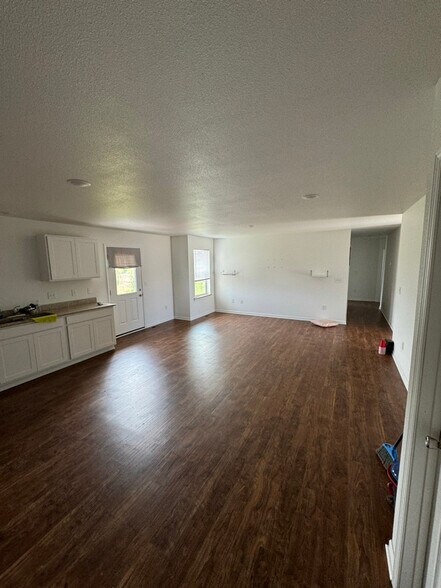 Building Photo - 839 Foley Rd