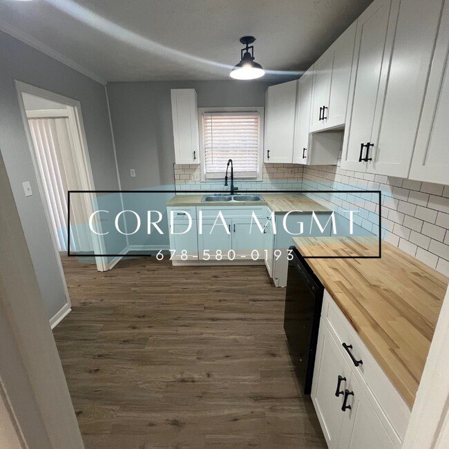 Building Photo - A Modern Living in Riverdale Must See  4Bed and 3Bath