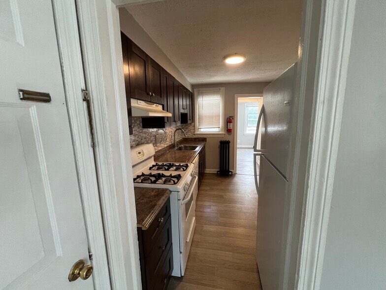Building Photo - 420 Cinnaminson Ave