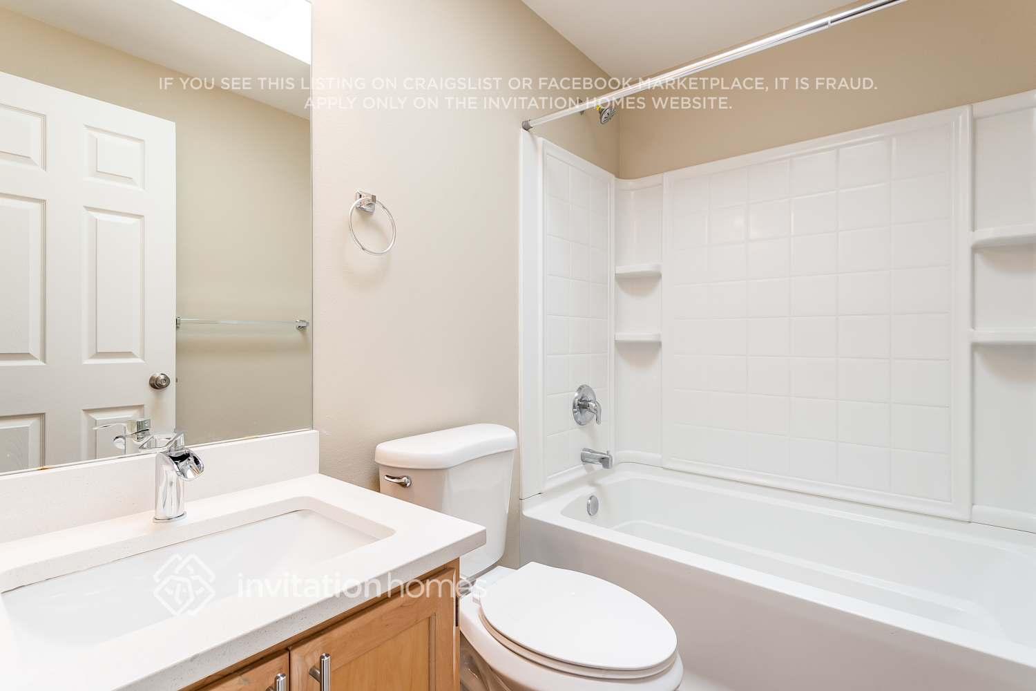 Building Photo - 510 Puget Pl S