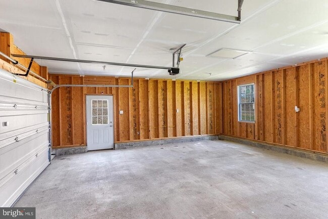 Building Photo - 289 Slate Ln
