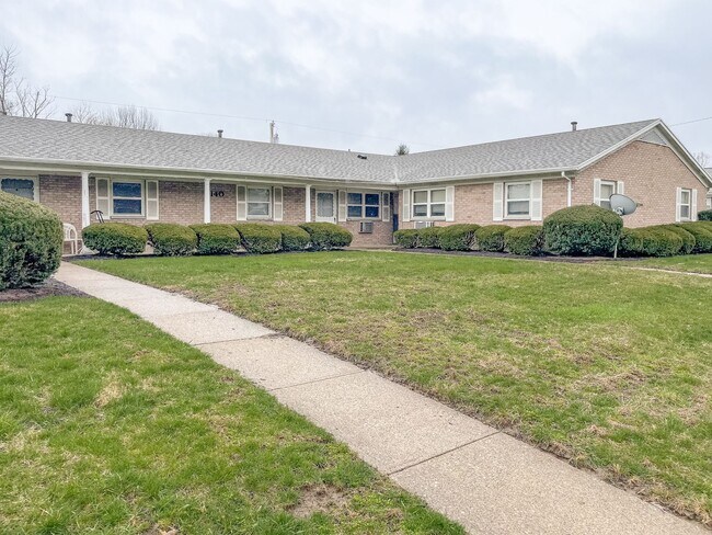 Primary Photo - One story 2 bedroom with washer/dryer hook up
