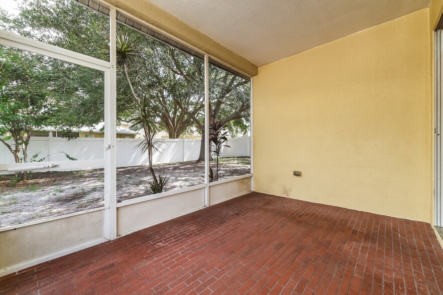 Building Photo - 12718 Bramfield Dr