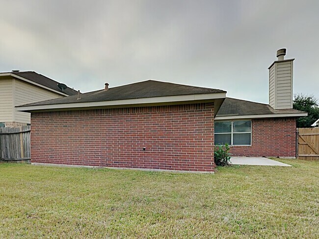 Building Photo - 9010 York Hollow Ln