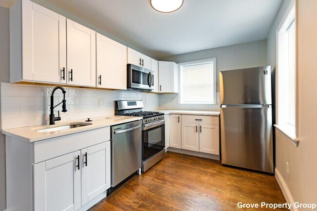 Building Photo - 5 bedroom in Boston MA 02127