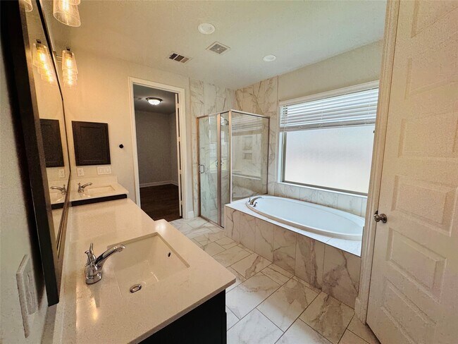 Building Photo - 26510 Star Blossom Ln