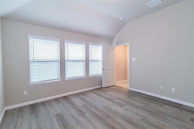 Building Photo - 8918 Hartford River Ln