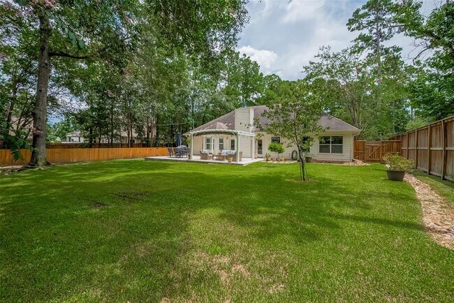 Building Photo - 2405 Chantilly Ln