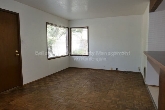 Building Photo - 1615 N 38th St