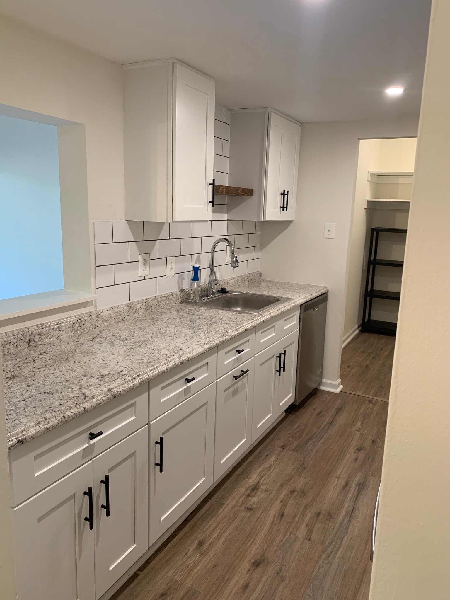 Building Photo - 156 Drummers Ln