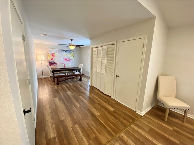 Building Photo - 7210 Smokey Hill Rd