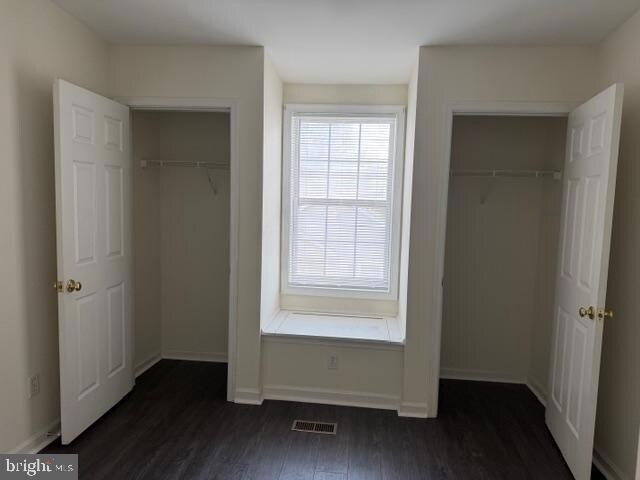 Building Photo - 7429 Cedar Grove Ln