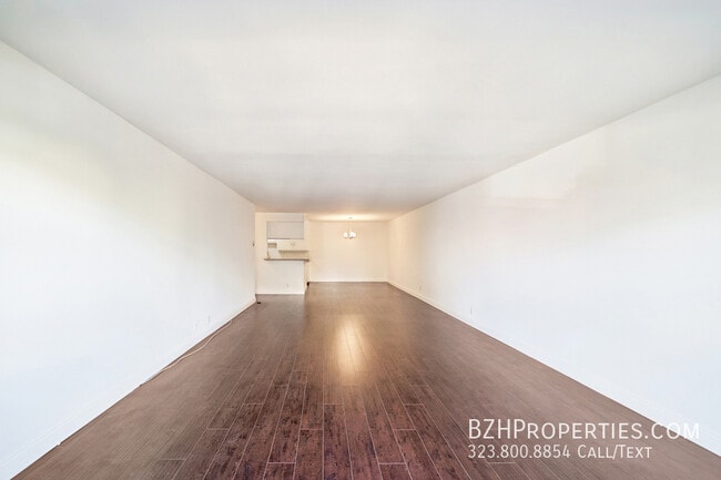 Building Photo - 105 S Orlando Ave