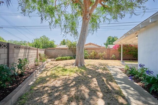 Building Photo - 786 Glenshaw Dr