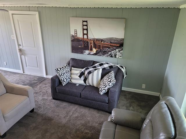 Building Photo - 5904 Lee St