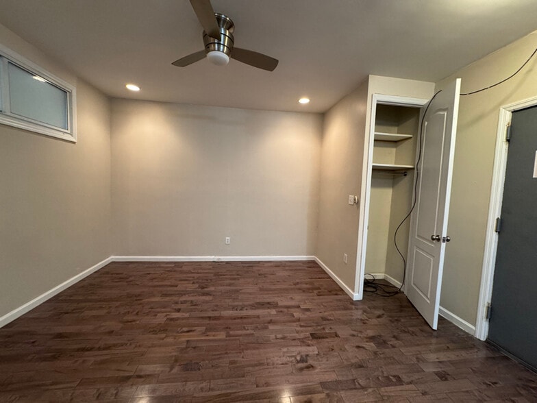 Building Photo - 377 Montgomery St