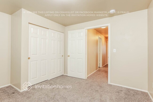 Building Photo - 4323 151st Pl NE