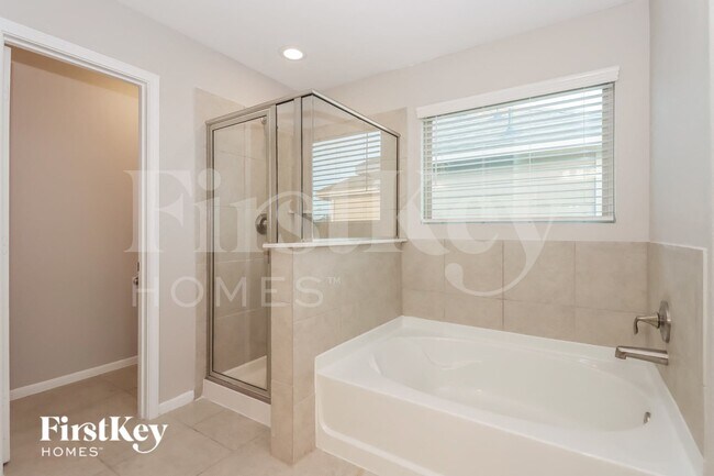 Building Photo - 12907 Silverbank Run Dr