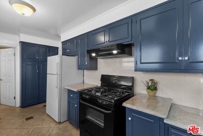 Building Photo - 727 Crenshaw Blvd