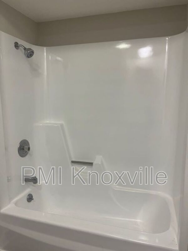 Building Photo - 4723 Zirkle Dr