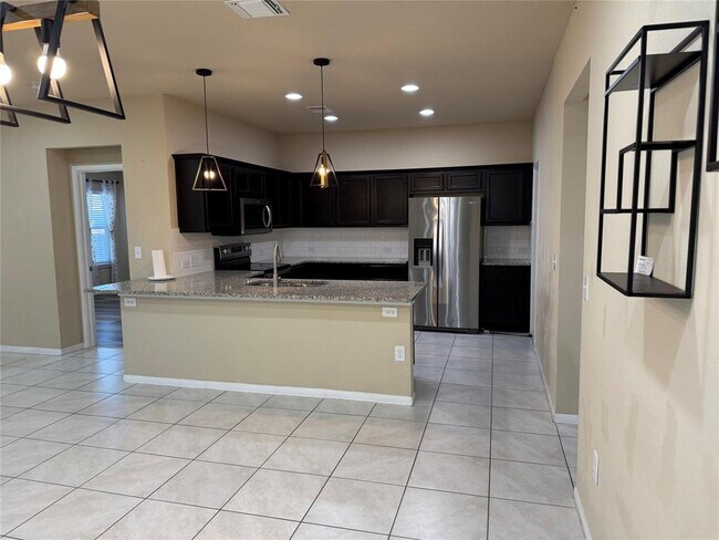 Building Photo - 3108 Armidale Dr