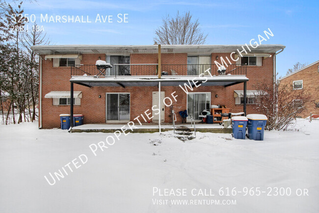 Building Photo - Available Now | 2 Bedroom Apartment in God...