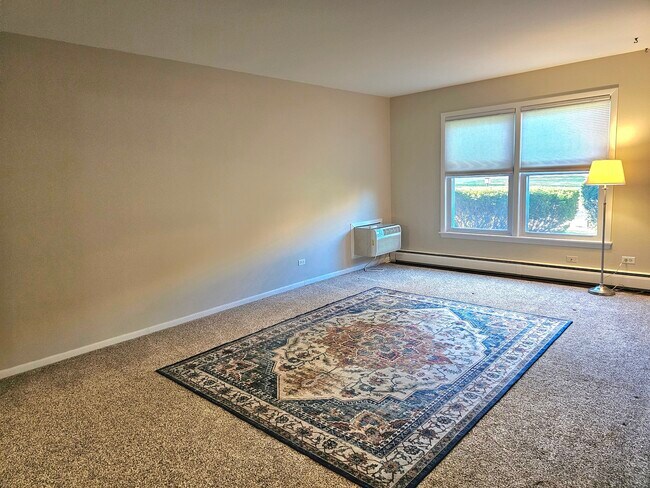 Building Photo - 350 Brainerd Ave