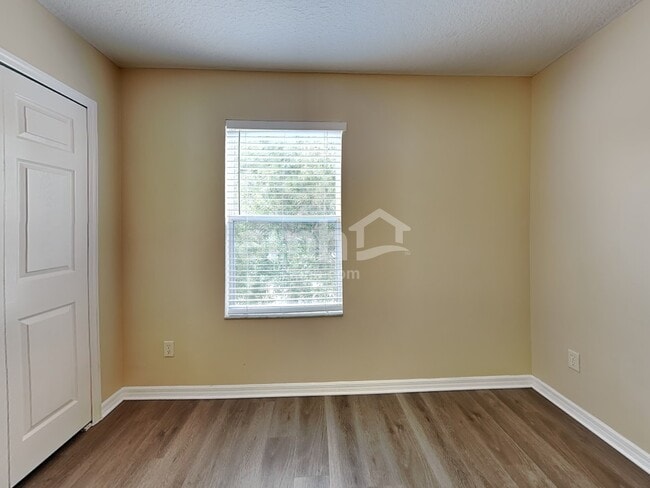 Building Photo - 13450 Sunkiss Loop