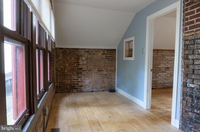 Building Photo - 1625 Brandywine St