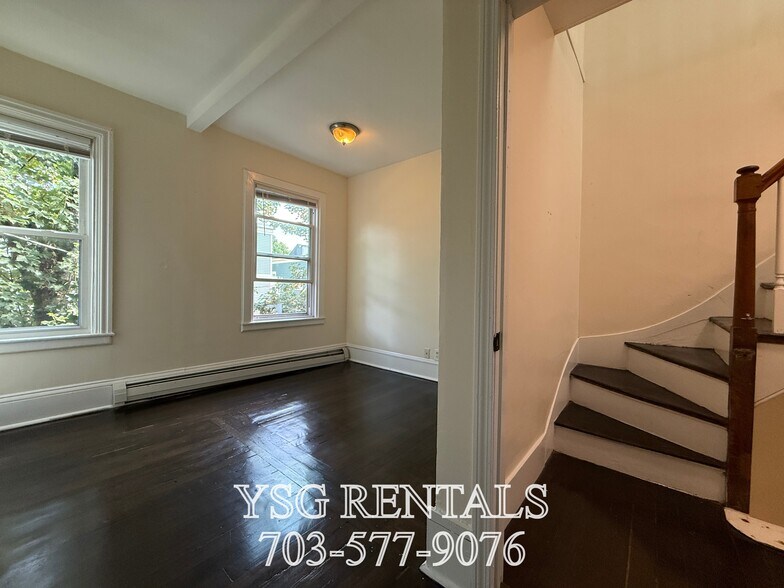 Primary Photo - 10 Alleghany St