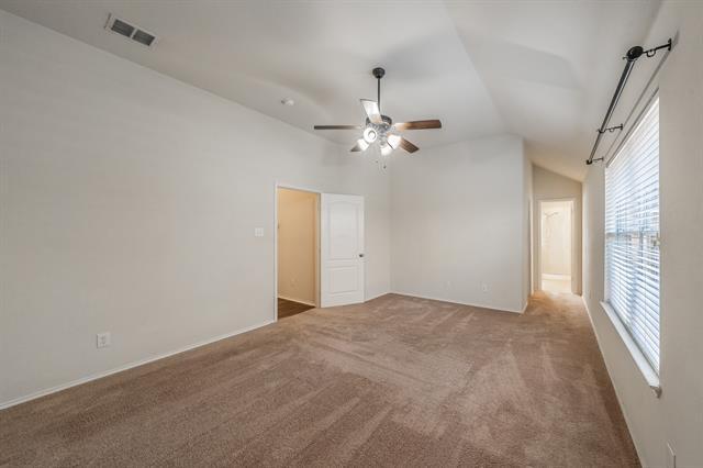 Building Photo - 2612 Redcedar Dr