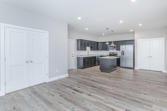 Building Photo - 32 Blue Ridge Rd