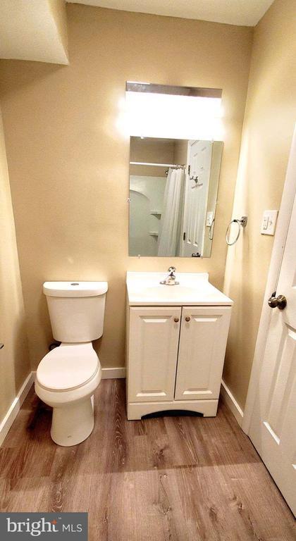 Building Photo - 311 W 4th St