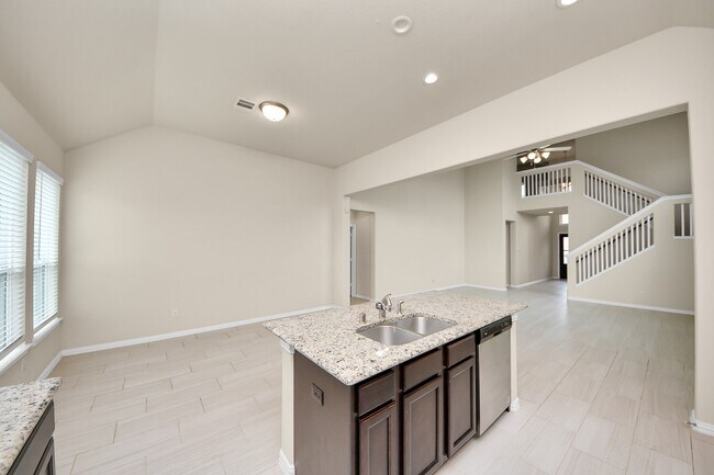 Building Photo - 32903 Silver Mdw Wy