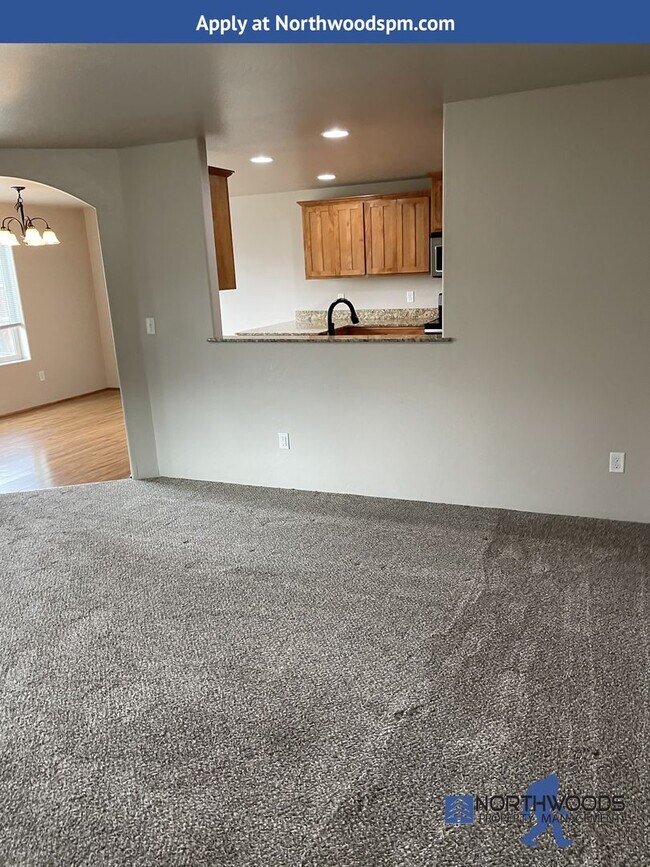 Building Photo - Welcome Home to this Beautiful 1982 Sq. Foot  4 bedroom, 2.5 bath house.