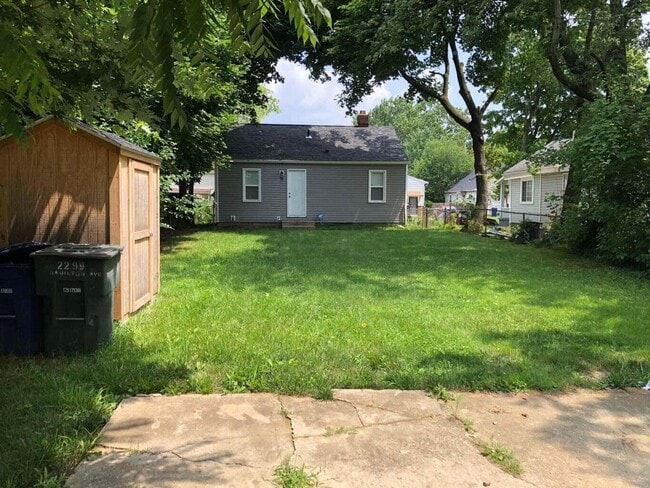 Building Photo - 2299 Hamilton Ave