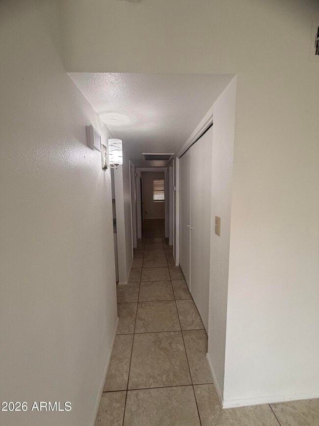 Building Photo - 6316 N 47th Ave