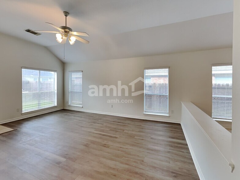 Building Photo - 6170 Galloway Ln