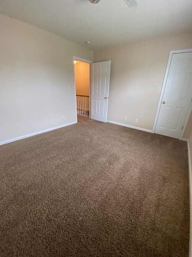 Building Photo - 512 Patriot Park Ct