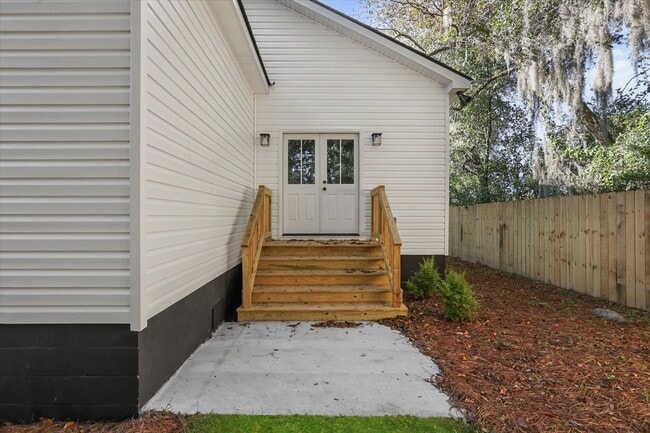 Building Photo - 5406 Mildred St
