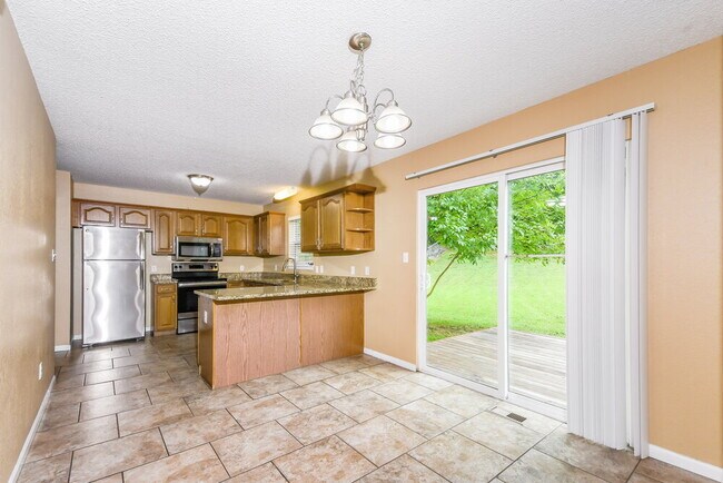 Building Photo - 626 N Friedberg Dr