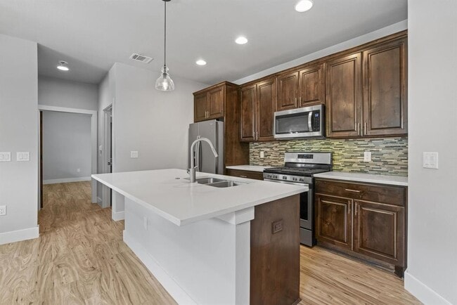 Building Photo - 1125 Walton Ln