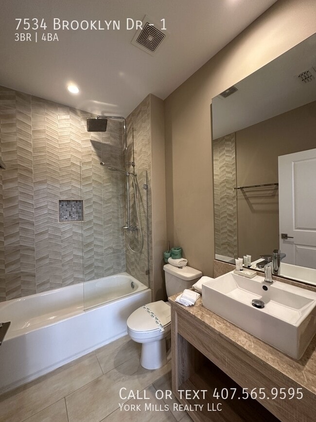 Building Photo - 7534 Brooklyn Dr