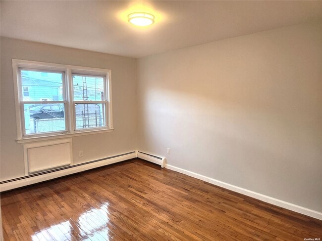 Building Photo - 90-32-90-83 83rd Ave