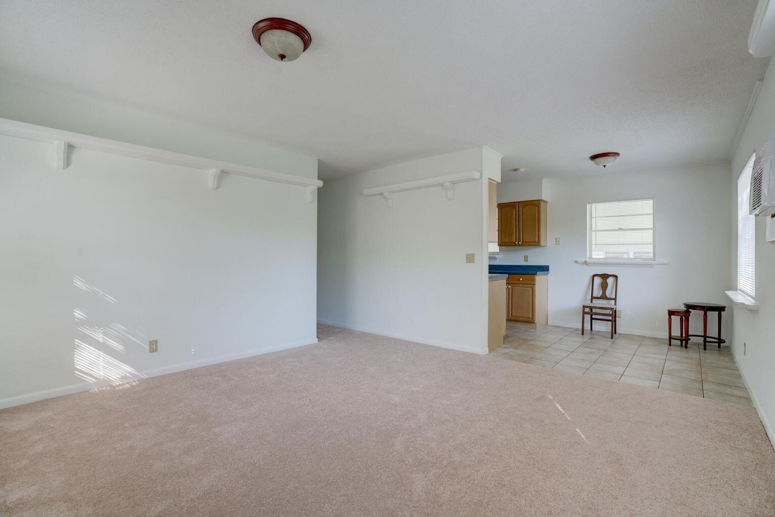 Building Photo - 700 N Hepburn Ave