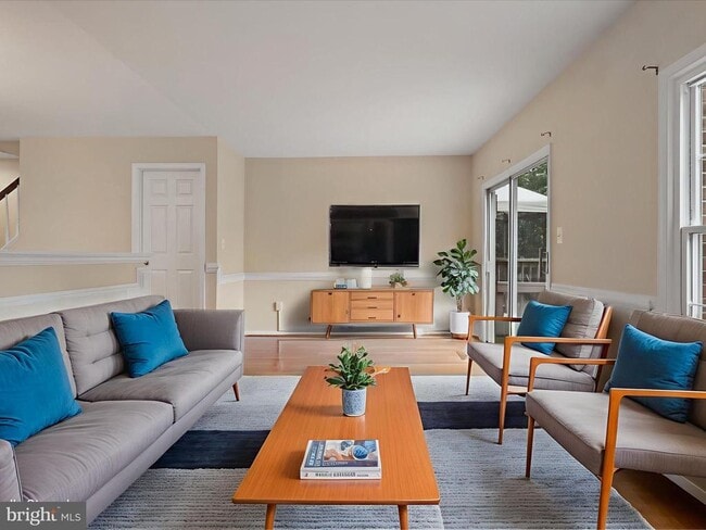 Building Photo - 12204 Apple Orchard Ct