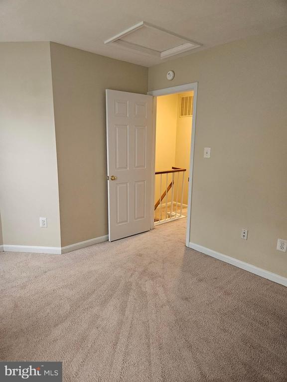 Building Photo - 6887 Chasewood Cir
