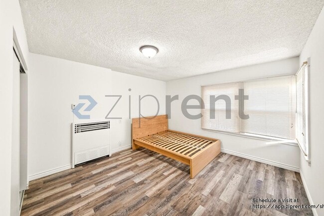 Building Photo - 1255 Del Rey Ave