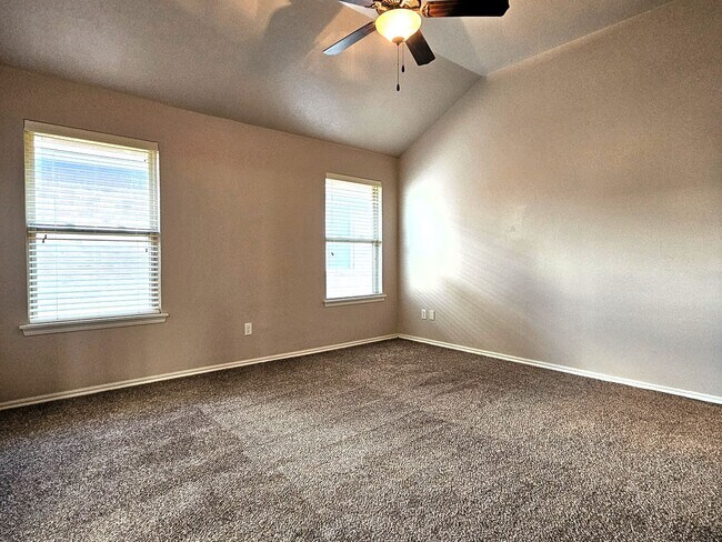 Building Photo - EVERYTHING YOU WANT IN A HOME! $500 OFF FI...