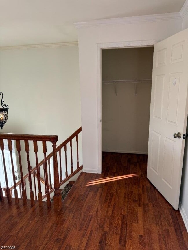 Building Photo - 518 Downer St